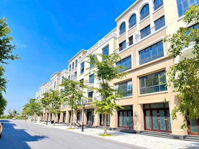 Hàng hiếm, liền kề Cọ Xanh mặt đường 20m, sát công viên, 80m2 MT 5m nhỉnh 10 tỷ