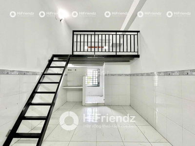 PHÒNG CỬA SỔ TRỜI THOÁNG - GÁC CAO 2M - CÓ THANG MÁY GẦN CTY POUYUEN