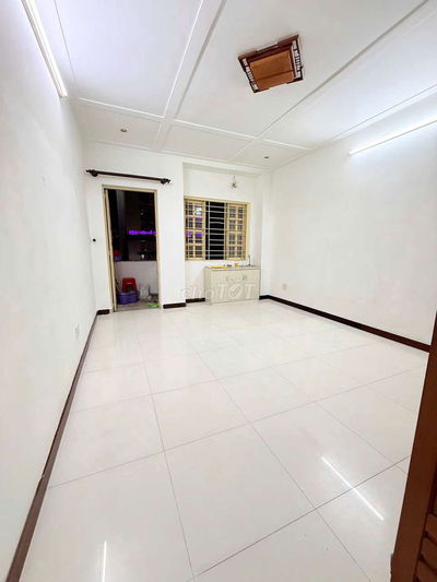 Cho thuê phòng trọ có ban công bồn tắm Lý Chiêu Hoàng Q6