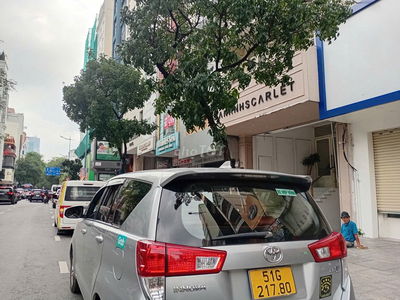 CHO THUÊ NHÀ MẶT TIỀN LÝ TỰ TRỌNG - QUẬN 1