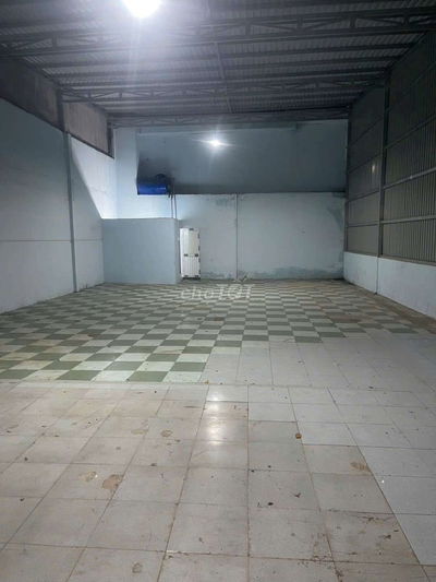 Xưởng cho thuê An Sương hóc môn DT 171m giá 10tr