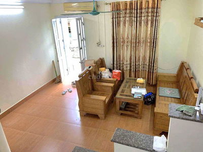 BÁN NHÀ 2 TẦNG TỨ LIÊN 40 m giá 3. 4 TỶ