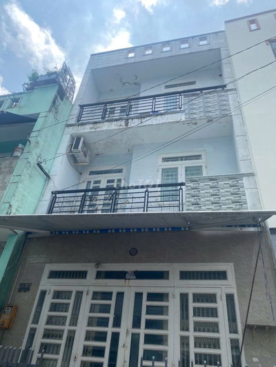 NHÀ NGANG 5M HXM GẦN CHỢ. 3 TẤM. GIÁ: 6.7 TỶ