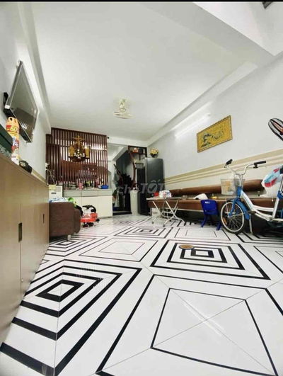 Gớc 3 Mặt Tiền Hẻm 4m Nguyễn Trải Q 1, ngang 3,5x10m 4 Lầu