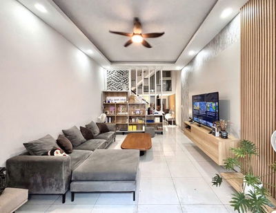 🏡 SIÊU VỊ TRÍ KINH DOANH 64M² –  NGUYỄN XÍ – 4 TẦNG MỚI ĐẸP – HẺM 8M💰