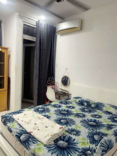 Cần pass gấp phòng có ban công tặng 15 ngày tien phong