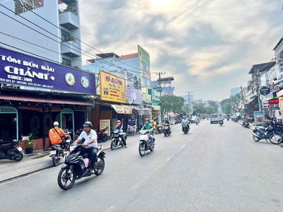 Mặt tiền kinh doanh đs 17 Tân Quy cạnh trường học