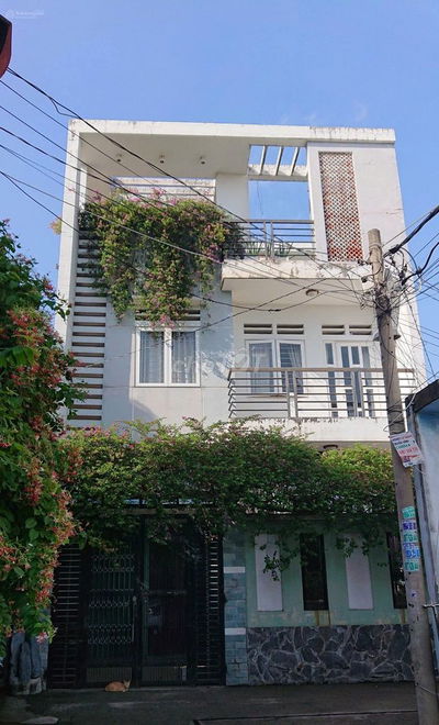 Phòng 25m2 có bếp riêng. Yên tĩnh an ninh gần ngã 4 thủ đức. Giá 4tr.
