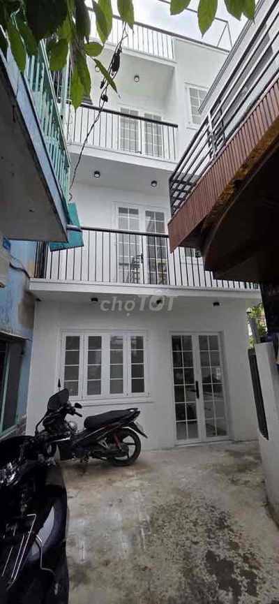 Nhà Quận 7 Huỳnh Tấn Phát 3,2 tỷ