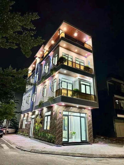 Nhà 3 Lầu Góc 2 mặt tiền Full nội thất Giá bán Chỉ 7tỷ5 thương lượng