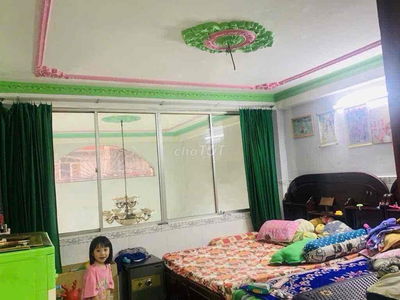 Nhà mặt tiền kinh doanh sầm uất đường Bông Sao P5 Q8