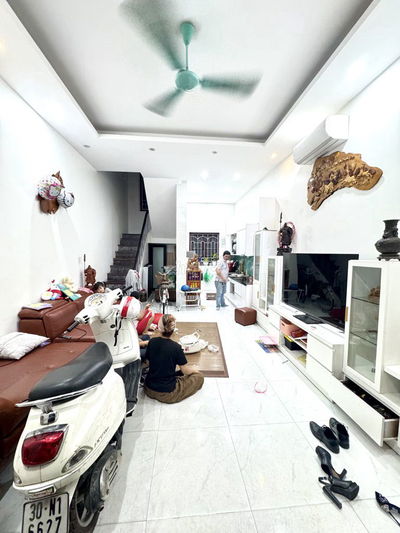 BÁN NHÀ LÔ GÓC PHỐ KHƯƠNG TRUNG, 2 THOÁNG - DT 50m2 - ĐẦU TƯ HỢP LÝ