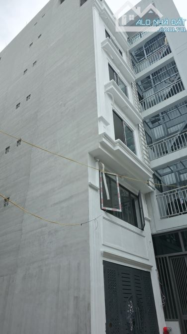 CHÍNH CHỦ CẦN BÁN CCMN TỔNG 12P DÒNG TIỀN 600TR/NĂM GIÁ 10.8 TỶ