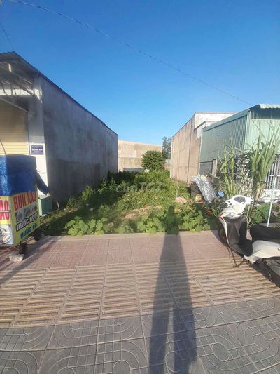 Cần bán lô đất 7x15m Mặt tiền Võ Nguyên Giáp, p phú mỹ giá 5,3 ty