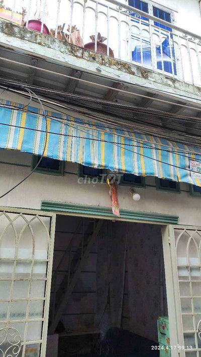 Nhà 1 trệt 1 lầu hẻm 2 Võ Tánh, ngay Chợ nối , sổ hồng riêng full thổ
