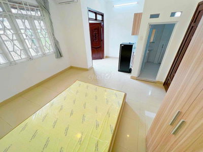 🏠Cho thuê Studio 30m2 3/2-Q10 ban công Full nội thất giá chi 6tr5