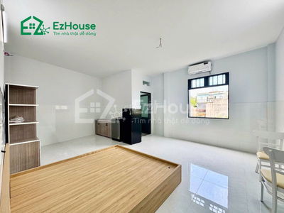 Cho thuê CHDV mới xây 100% dt 40m2 full nội thất ngay ngã tư 4 Xã