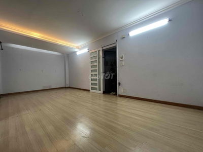 Hàng hiếm Bán căn hộ nhiêu tứ 69m 2pn 2wc bancon giá 3ty990