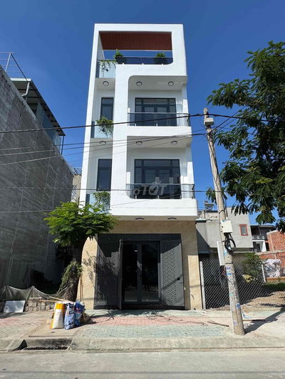 Nhà mới trục chính KDC Đại Ngàn. Đối diện chung cư. Gần siêu thị AEON