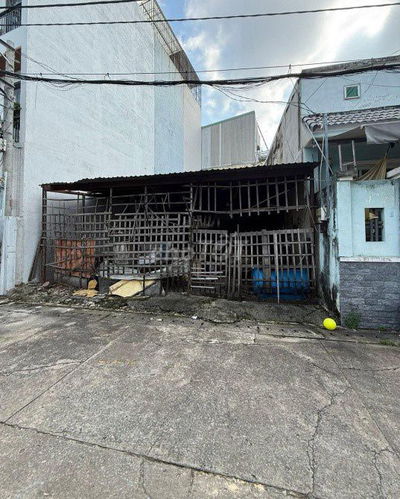 Lô đất hẻm rộng 5 mét ô tô quay đầu, 4x25 m2, chỉ 7 tỉ