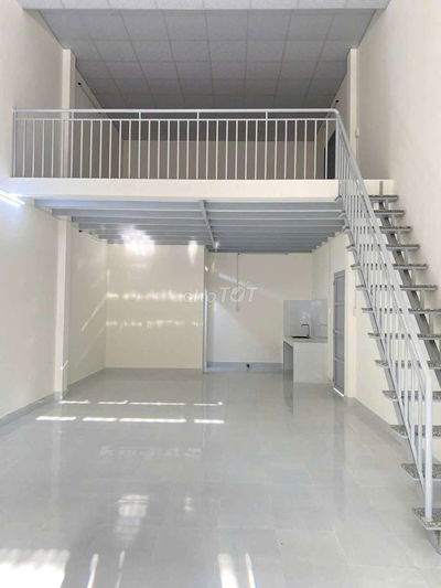 CHO THUÊ MẶT TIỀN NHÀ NGUYÊN CĂN 5x15,5m, LÀM VP, NAIL, TÓC, GIÁ 13TR