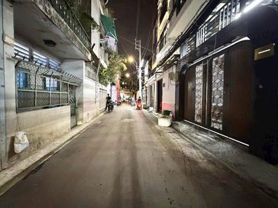 Toà nhà 8 tầng 117m2 - Góc 3 mặt thoáng - 13 Phòng hẻm oto 6m - 24 Tỷ