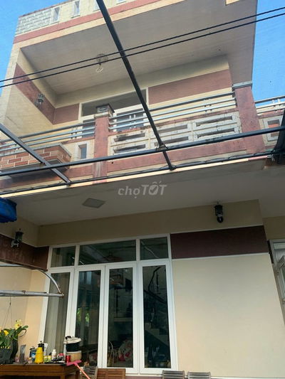 Bán nhà vườn Sơn Trà dt 1500m2 ngang 26m có 800m2 đất ở đường 10m5