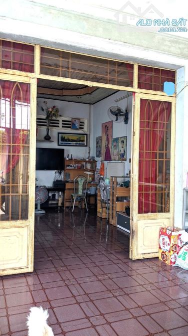 Vỡ nợ bán gấp căn nhà Đ.Nguyễn Thị Thảnh, hóc môn - 87m2 - SHR. Giá 875 Triệu