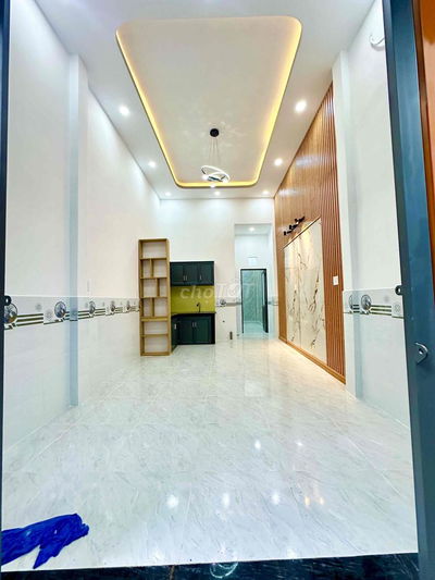 BÁN NHÀ CẤP 4 DT 4*10 XÂY DỰNG KIÊN CỐ, ĐÔNG HƯNG THUÂN, QUẬN 12.