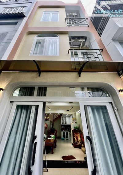 Chính chủ cần bán nhà tại Hàn Hải Nguyên ,Quận 11, 59m2. Giá 3 tỷ 5,SHR/ thuê 12r/t