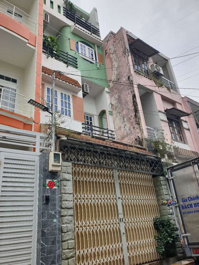 VƯỜN LÀI - KHU VIP TÂN PHÚ - GIÁP TÂN BÌNH - THUẬN TIỆN  VÔ TRUNG TÂM