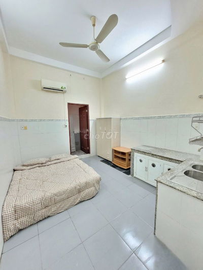 Nhượng phòng ở 66/27 Hùng Vương diện tích 26m2 gần chợ