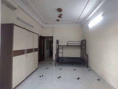 Cho thuê phòng có ban công, đầy đủ nội thất gần đường Phan Đăng Lưu