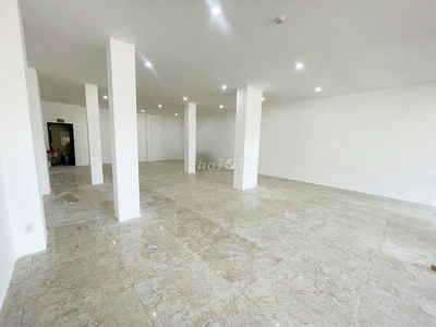 CHO THUÊ MẶT BẰNG 2 MẶT TIỀN ĐƯỜNG NGUYỄN TẤT THÀNH