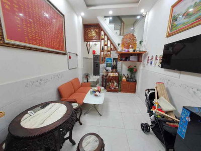 Bán Nhà Hoàng Diệu Quận 4 - 3 Tấm Đúc - 36m2 - 3 Tỷ Hơn - Bề Ngang 4m