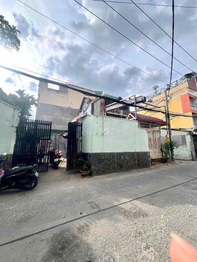 ĐẤT 2 MT - 130M2 ( 8.5m x 15.5m ) giáp Tân Phú, Chỉ 8.x Tỷ