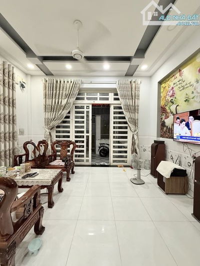 🔥Nhà ngang KHỦNG 7x20m 141m2-1/ ngắn THẠNH LỘC 15,Quận 12- HXH thông- chỉ 8 tỷ