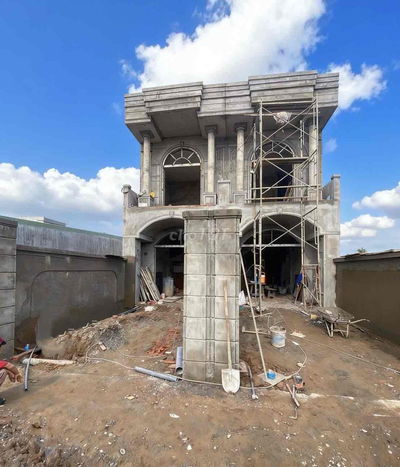 NHÀ 1 TRỆT 1 LẦU VIEW SÔNG – PHONG CÁCH TÂN CỔ ĐIỂN