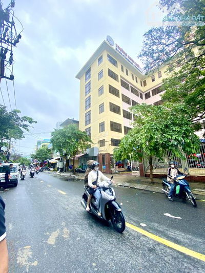 💥BÁN TÒA CĂN HỘ 3 TẦNG 120M2- DT 6 X20 - ĐƯỜNG NHỰA 7M  CẠNH ĐH DUY TÂN - CHỈ 10TY HƠN