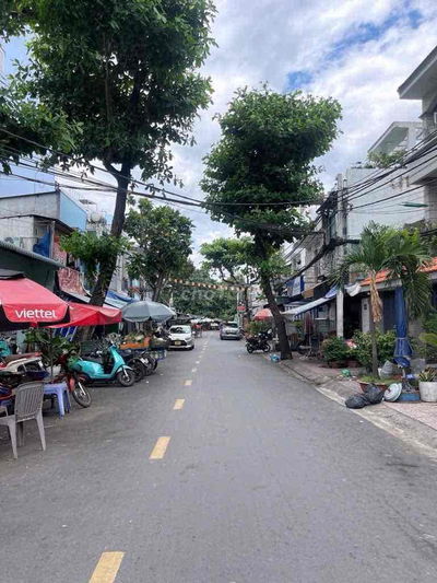 Nhà Mặt Tiền Q8 gần cầu Nguyễn Văn Cừ Quận 1