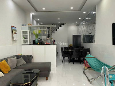 Cho Thuê Nhà Nguyên Căn Trệt Lầu Hẻm 257 Nguyễn Thị Thập Quận 7