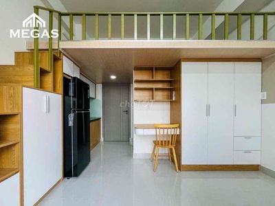 Phòng Trọ Có Gác - Ban Công Gần Ngay Vòng Xoay Phạm Văn Đồng