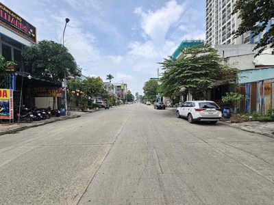 Đất đẹp ngay Vincom 550,Dĩ An,TP Dĩ An