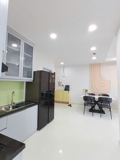 Cho thuê căn hộ 3 phòng ngủ tại Grand Riverside Quận 4, giá: 22tr/th