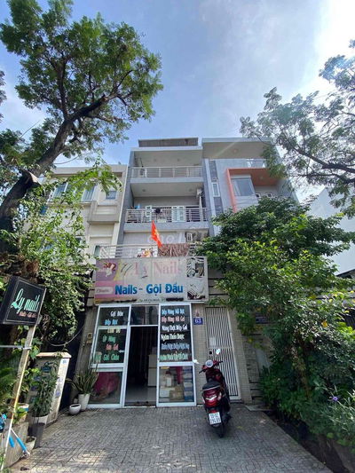 Siêu phẩm studio sân lớn trước phòng - trợ giá cọc trong tháng 10