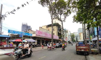 cho thuê nhà mặt tiền chợ Đakao, Q1, giá rẻ