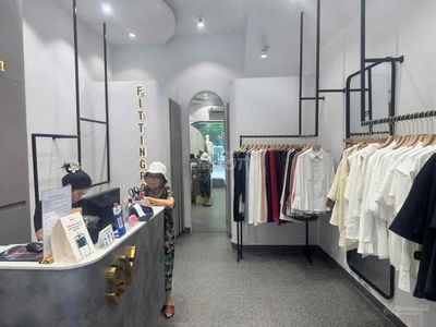 Cho thuê MB góc 2MT Nguyễn Trãi Q1, 4x9m, LĐR, vị trí siêu đẹp, 45tr