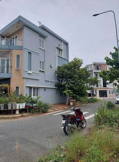 GẤP NHÀ 3 LẦU, 64M2, LÔ GÓC, CHỈ 5 TỶ, ĐƯỜNG QUỐC LỘ 1K, TPHCM.