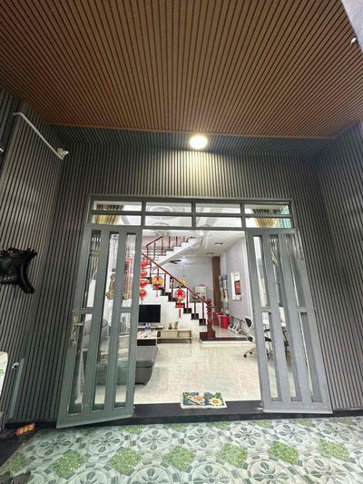 nhà 2 tầng full Nội Thất có 3 phòng ngủ 3wc, hẻm Bình Thành BHH B