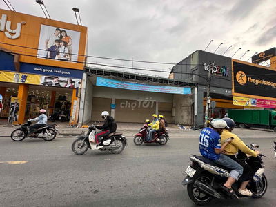 Cho thuê 6m mặt tiền Nguyễn Thị Tú, 120m2 ngay ngã 3 KCN